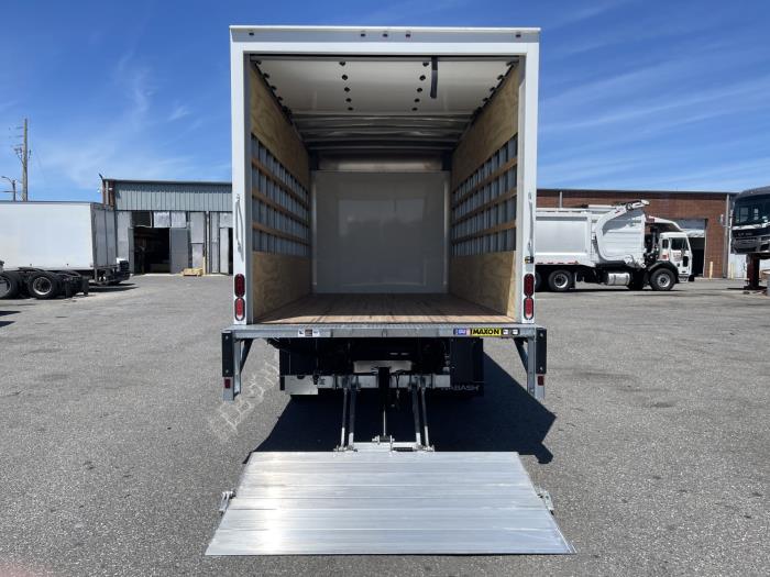 2026 Isuzu NPR - image 4