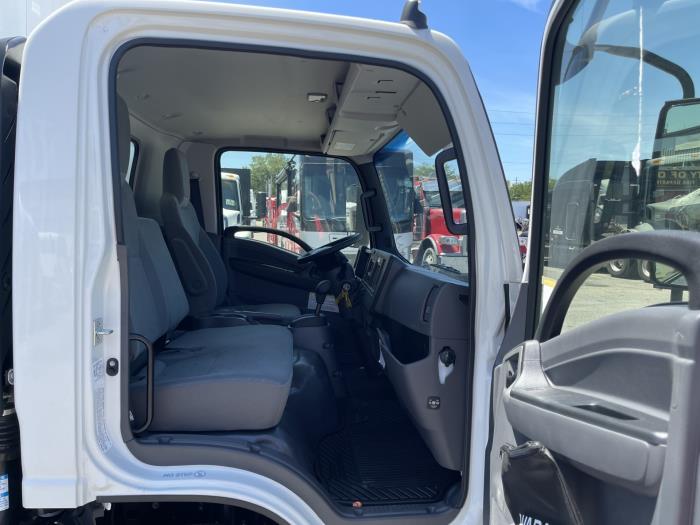 2026 Isuzu NPR - image 8