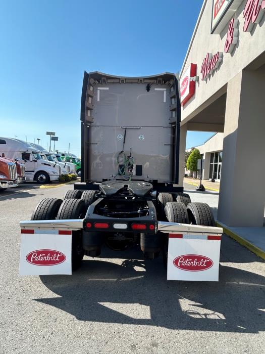 2026 Peterbilt 579-10