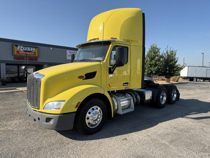 2021 Peterbilt 579-2