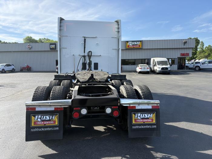 2022 Peterbilt 579-5