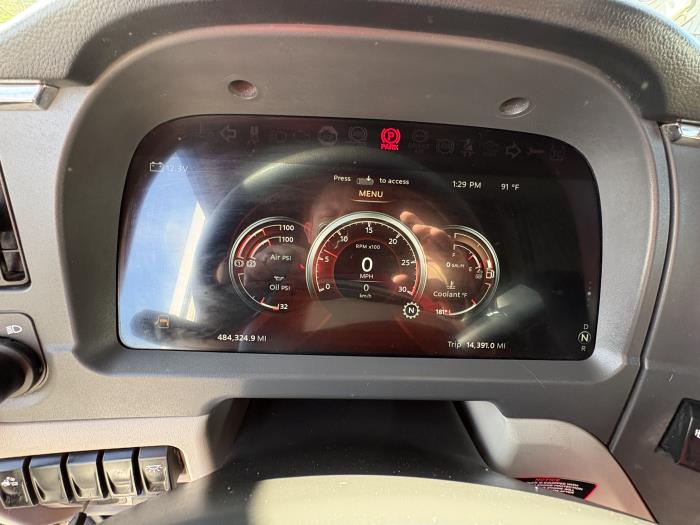 2022 Peterbilt 579-13