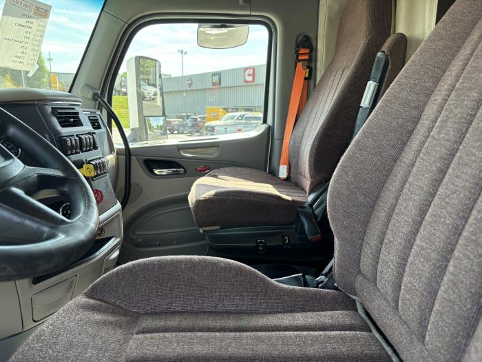 2022 Peterbilt 579-6