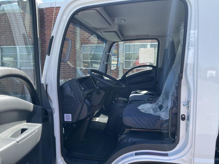 2026 Isuzu NPR - image 10