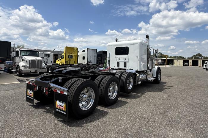 2027 Peterbilt 589-5