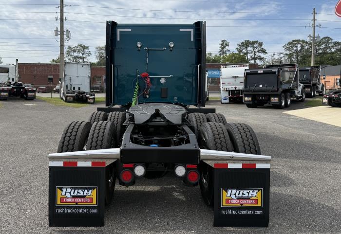 2027 Peterbilt 589 - image 4