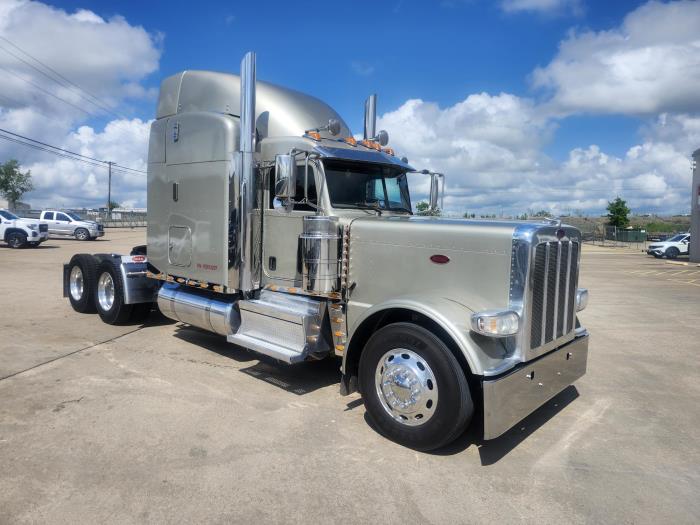 2019 Peterbilt 389-1