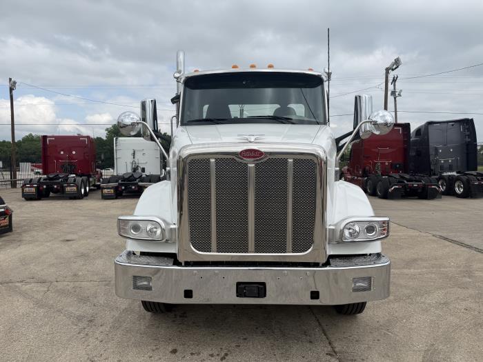 2020 Peterbilt 567-18