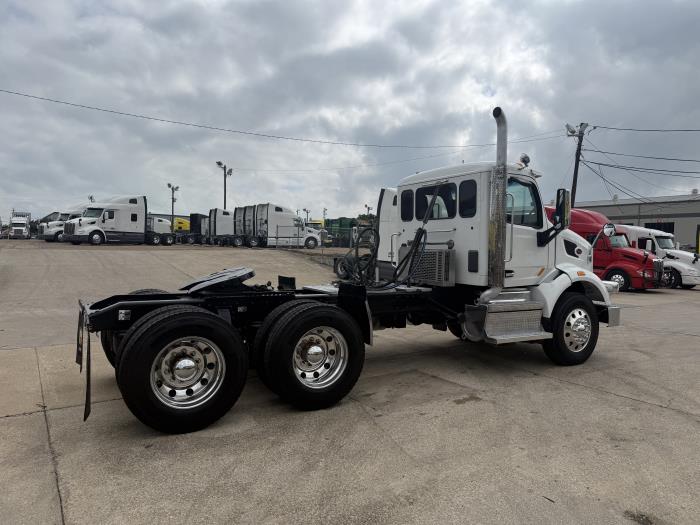 2020 Peterbilt 567-25