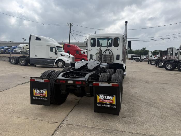 2020 Peterbilt 567-29