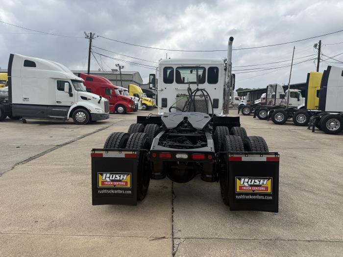 2020 Peterbilt 567-30