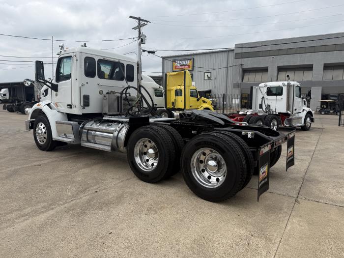 2020 Peterbilt 567-34