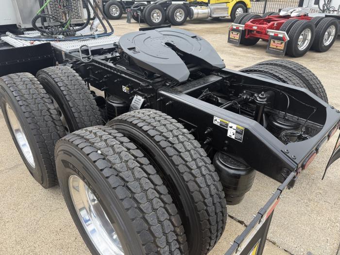 2020 Peterbilt 567-3