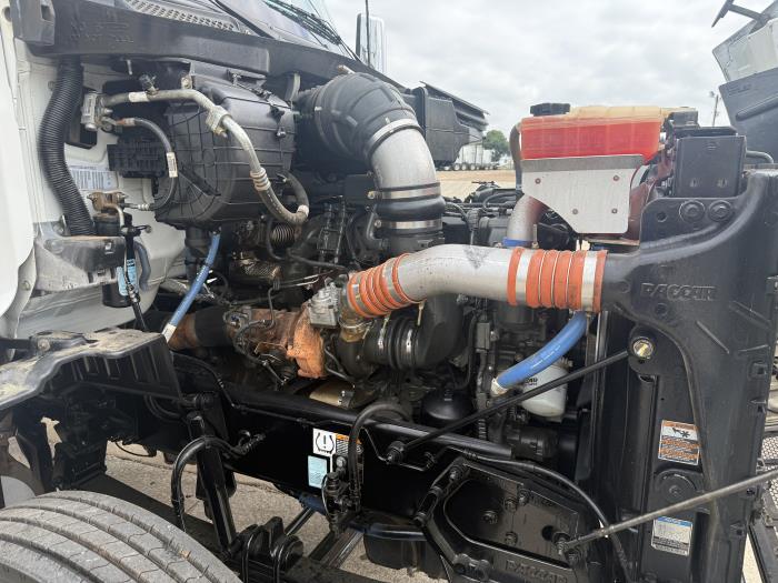 2020 Peterbilt 567-43