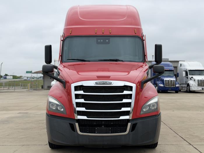 2023 Freightliner Cascadia-1
