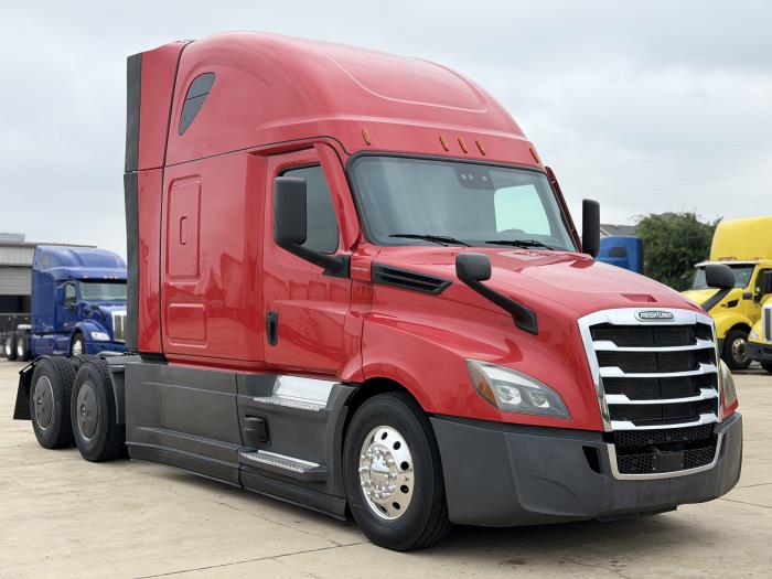 2023 Freightliner Cascadia-2