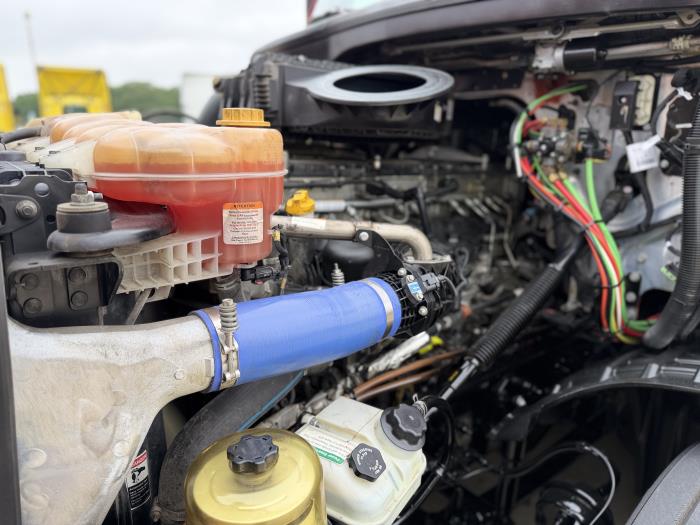 2023 Freightliner Cascadia-13