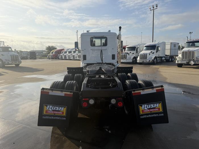 2021 Peterbilt 567-3