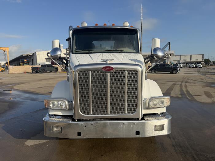 2021 Peterbilt 567-7