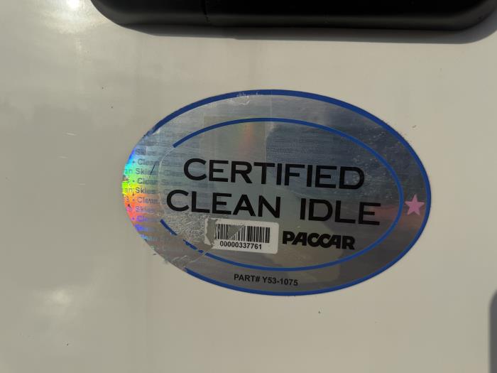 2021 Peterbilt 567-14