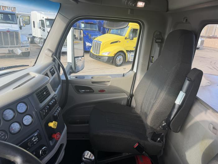 2021 Peterbilt 567-24