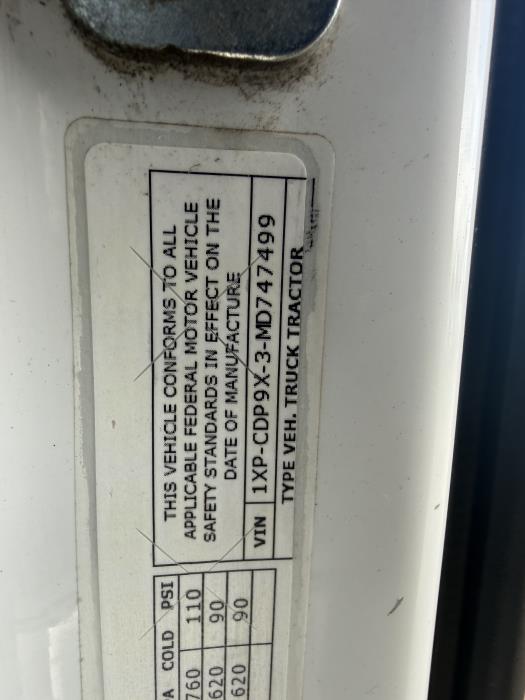 2021 Peterbilt 567-26