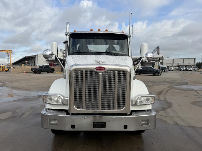 2020 Peterbilt 567-7