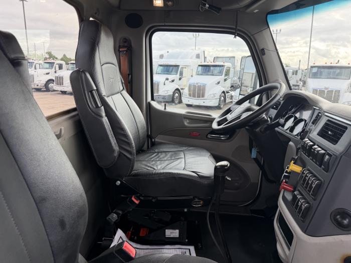 2020 Peterbilt 567-22