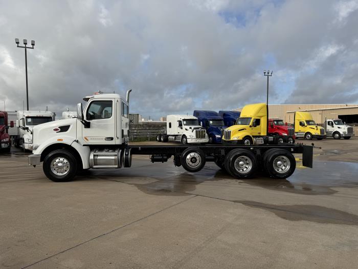 2019 Peterbilt 567-1