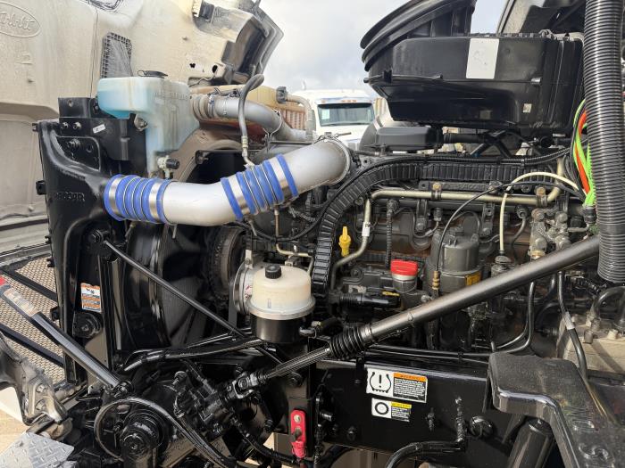 2019 Peterbilt 567-15