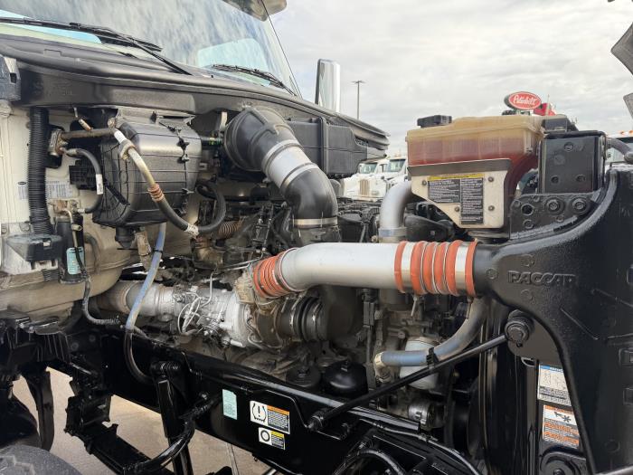 2019 Peterbilt 567-17