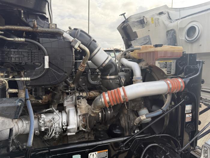 2019 Peterbilt 567-18