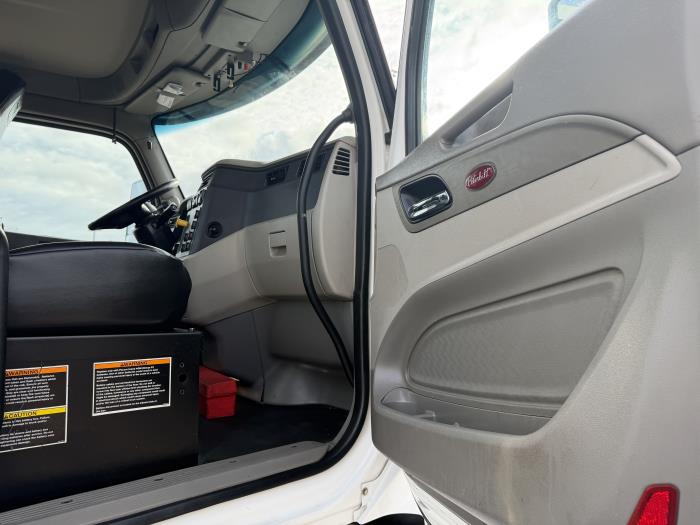 2019 Peterbilt 567-20