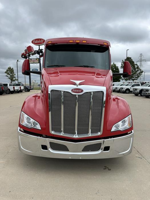 2025 Peterbilt 579-2