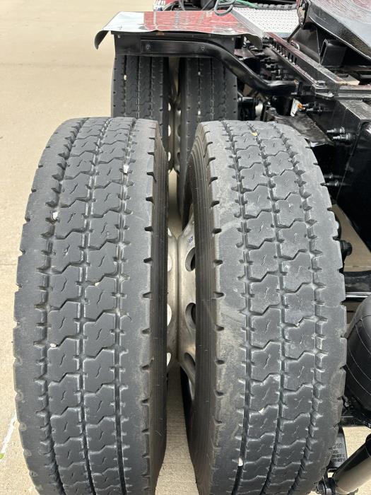 2025 Peterbilt 579-17