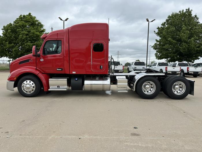 2025 Peterbilt 579-12