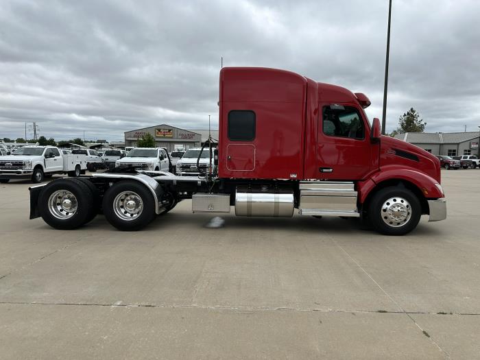 2025 Peterbilt 579-13