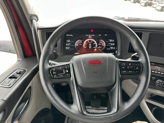 2025 Peterbilt 579-5