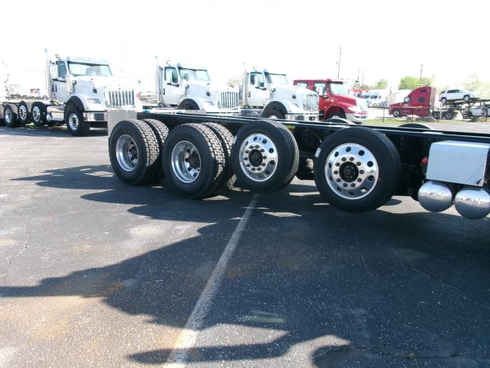 2026 International HX620-4