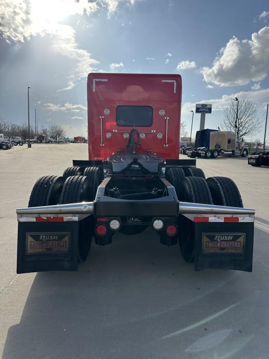 2022 Peterbilt 389-3