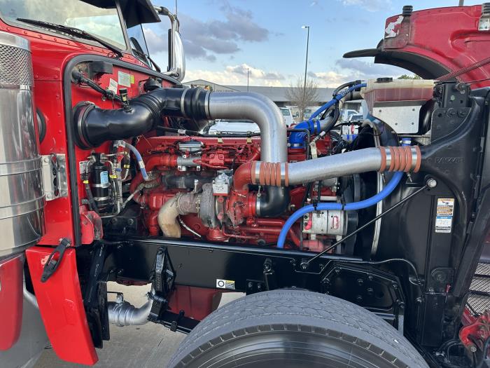 2022 Peterbilt 389-10