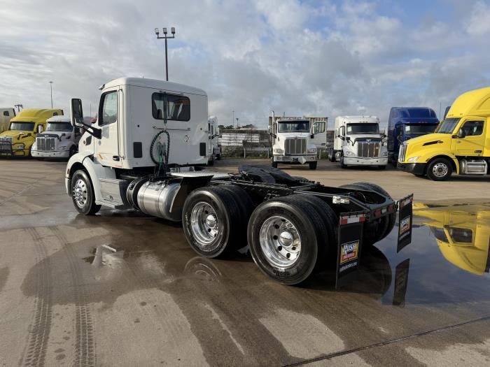 2019 Peterbilt 579-2