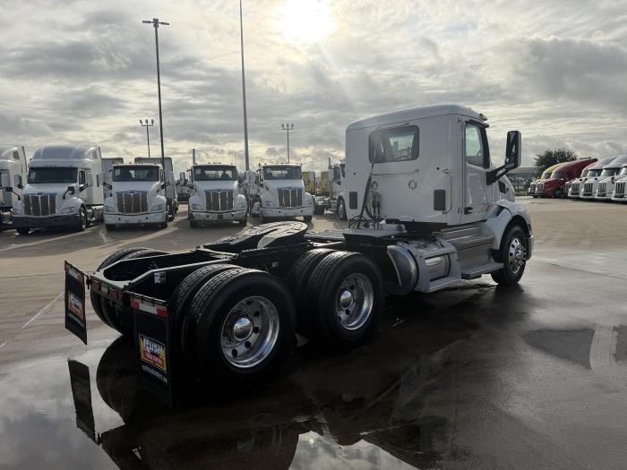 2019 Peterbilt 579-4