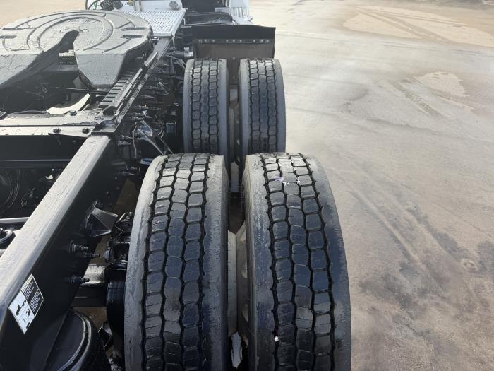 2019 Peterbilt 579-10