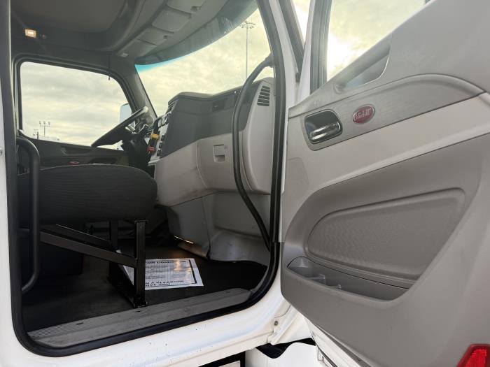 2019 Peterbilt 579-21