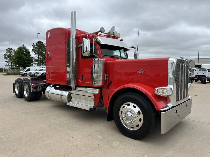 2022 Peterbilt 389-1
