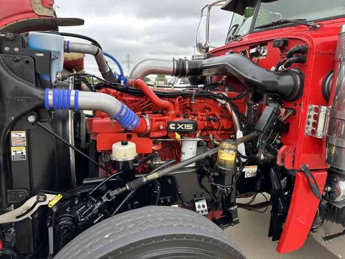 2022 Peterbilt 389-10