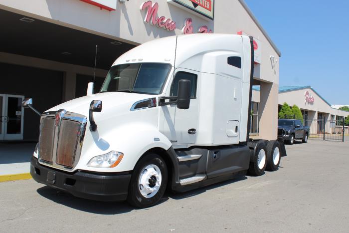 2022 Kenworth T680 — photo 2