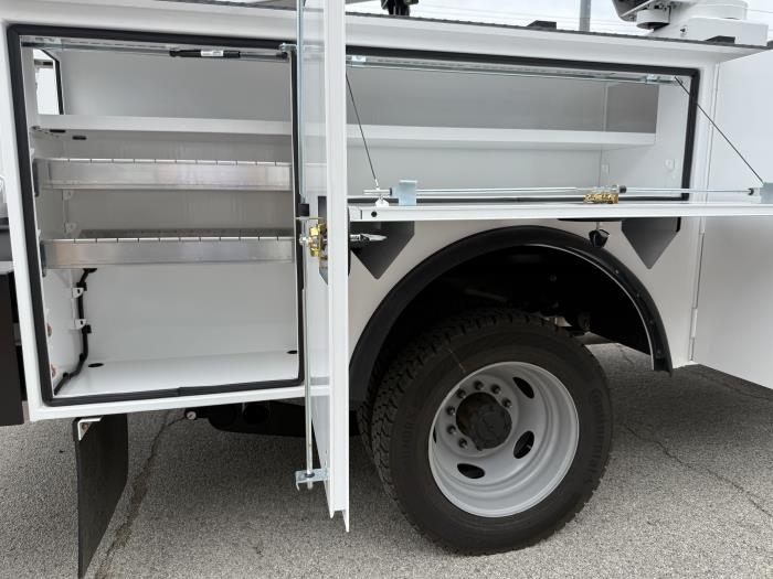 2026 Ford F-550-12