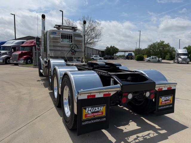 2027 Peterbilt 589-5